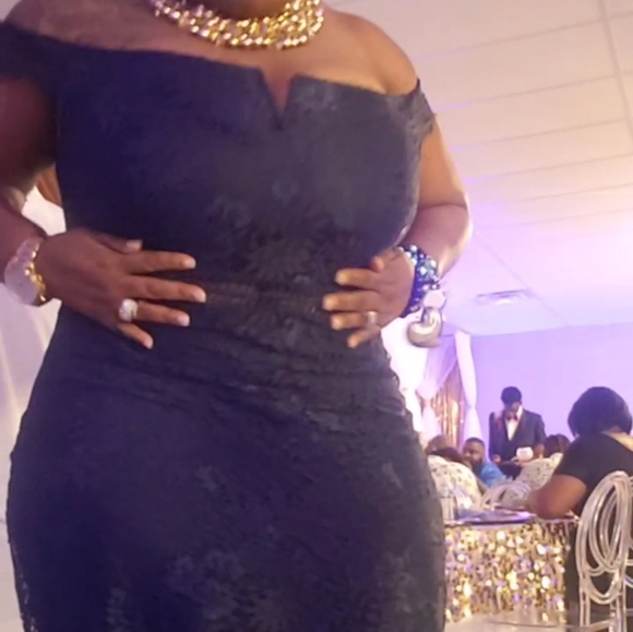 Dress - Picture 2 of 2